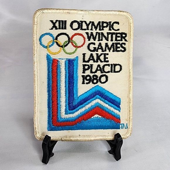 Olympic Winter Games XIII 1980 Lake Placid Vintage Embroidered Patch‎ Rare Retro - Picture 1 of 4